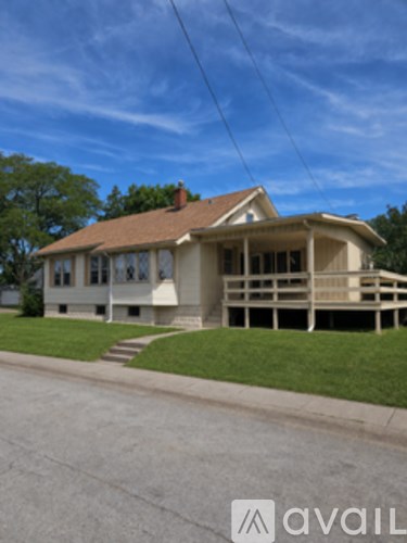 437 12Th St 2 Beds Apartment for Rent