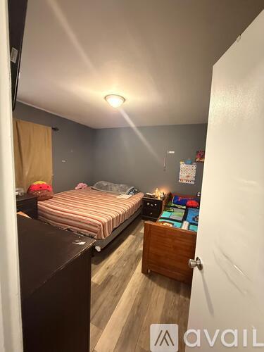1306 Grove Street 2 Beds Apartment for Rent - Photo gallery 4