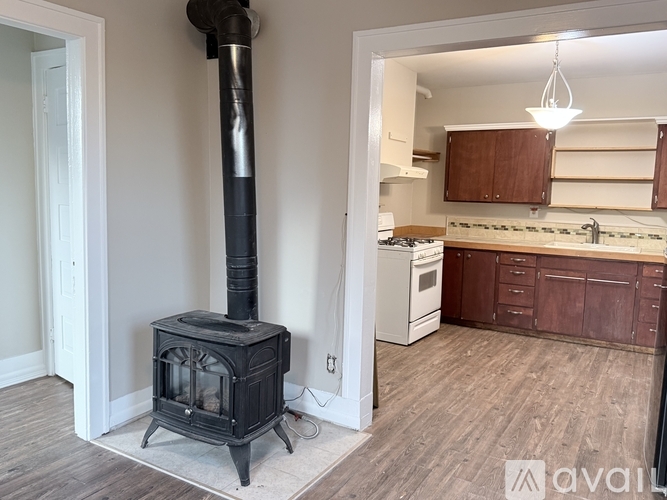 906 East Marine View Drive 2 Beds Apartment for Rent - Photo gallery 2
