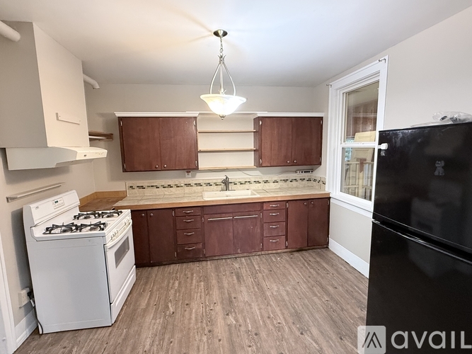 906 East Marine View Drive 2 Beds Apartment for Rent - Photo gallery 3