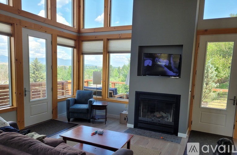 531 Northwood Drive 3 Beds Single Family Home for Rent - Photo gallery 5