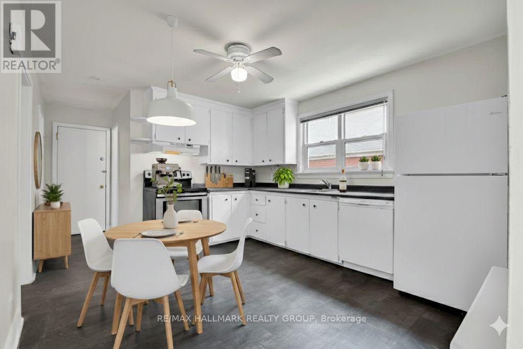 2 bedroom apartment - 2 - 55 IVY CRESCENT 2, Ottawa 2