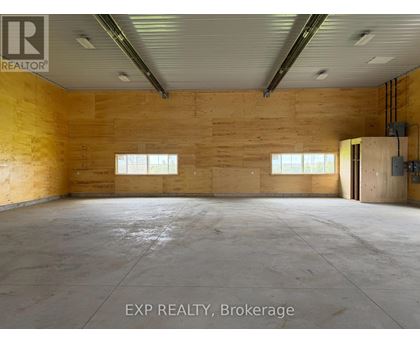 B - 13938 MCCOWAN ROAD Studio House for Rent - Photo gallery 4