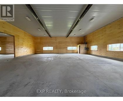 B - 13938 MCCOWAN ROAD Studio House for Rent - Photo gallery 5