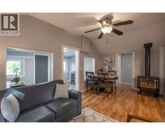 1986 Strathuron AVENUE 2 Beds House for Rent - Photo gallery 5