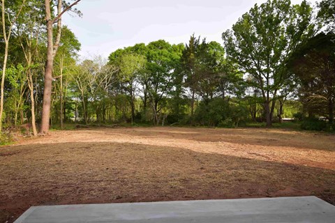 1070 Moreland Drive 3 Beds Apartment for Rent