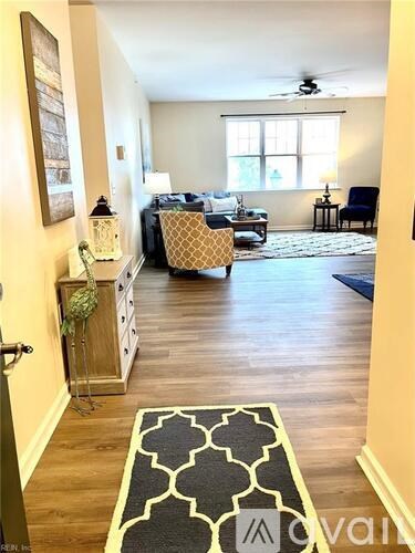 920 Southmoor Drive 2 Beds Apartment for Rent