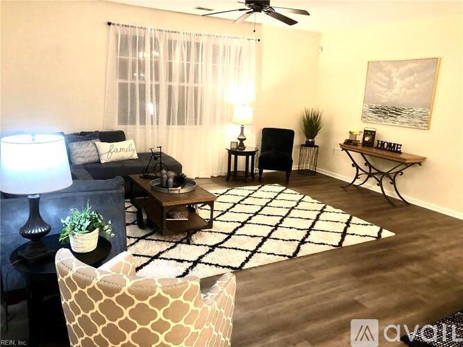 920 Southmoor Drive 2 Beds Condo for Rent - Photo gallery 3