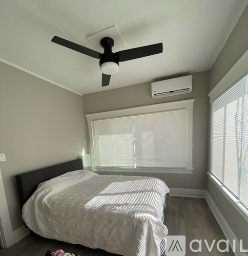 420 North Park Avenue 2 Beds Apartment for Rent - Photo gallery 4