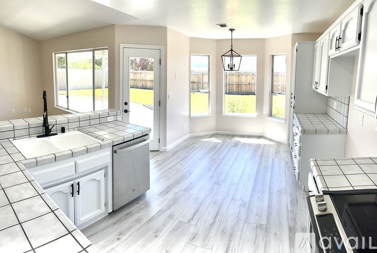 1654 Rebecca Drive 3 Beds Single Family Home for Rent - Photo gallery 3