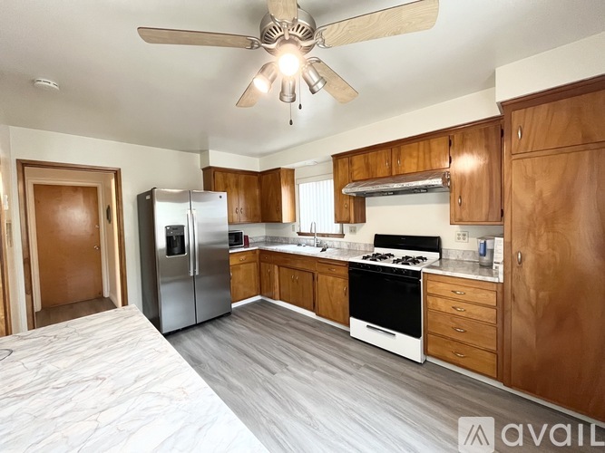 18011 Jersey Avenue 2 Beds Townhouse for Rent - Photo gallery 3