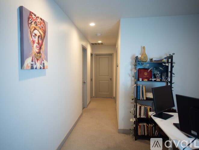 250 East Ellen Lane 3 Beds Single Family Home for Rent - Photo gallery 4