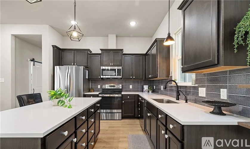 4902 Goliad Drive 3 Beds Single Family Home for Rent - Photo gallery 4