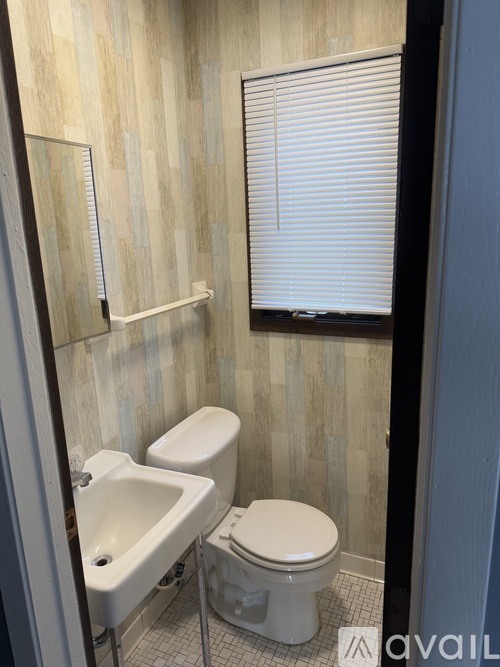 1347 87th Ave NE 2 Beds Townhouse for Rent - Photo gallery 4