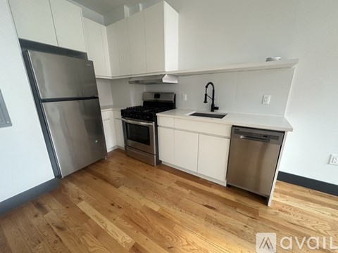 568 Communipaw Ave Studio Apartment for Rent