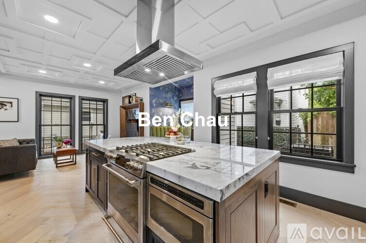 208 Windsor St 3 Beds Single Family Home for Rent - Photo gallery 5