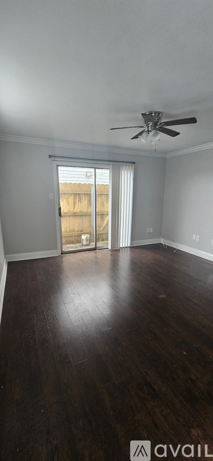 4752 W Napoleon Ave 1 Condo for Rent - Photo gallery 1
