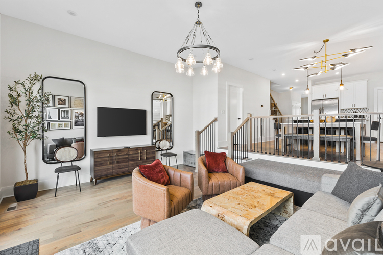 519B Weakley Avenue 3 Beds Single Family Home for Rent - Photo gallery 3