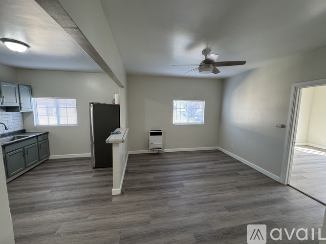 2435 1/2 E Boulder St 2 Beds Apartment for Rent - Photo gallery 2