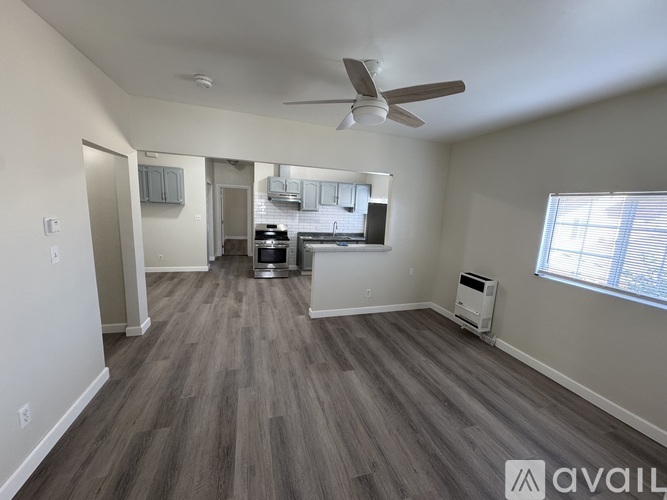 2435 1/2 E Boulder St 2 Beds Apartment for Rent - Photo gallery 5