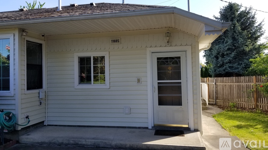 11695 Southwest Greenburg RdRoad Studio Condo for Rent - Photo gallery 2