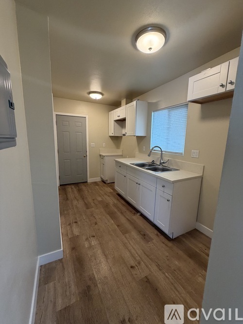 1941 Olive Ave 1 Single Family Home for Rent - Photo gallery 2