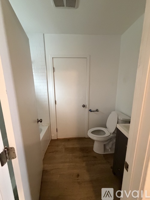 1941 Olive Ave 1 Single Family Home for Rent - Photo gallery 4
