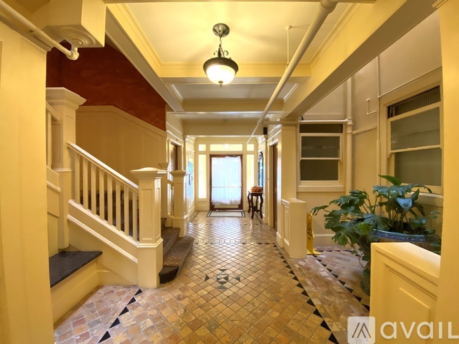 524 Georgia Street Studio Apartment for Rent - Photo gallery 4