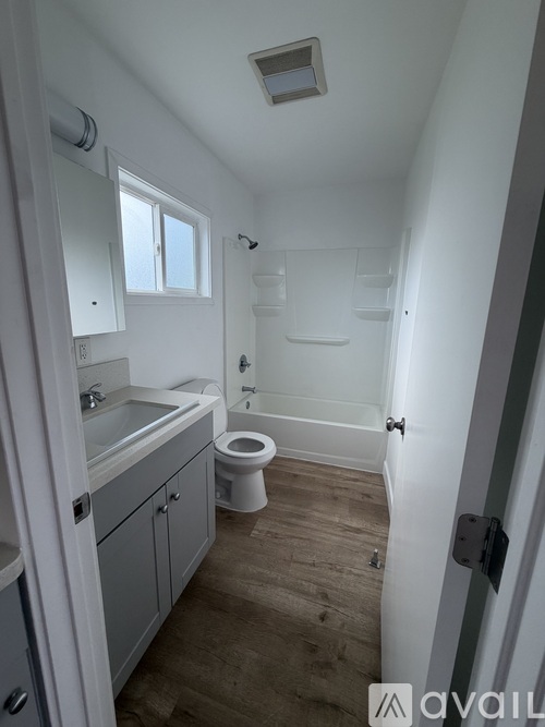 1943 Olive Ave 1 Single Family Home for Rent - Photo gallery 2