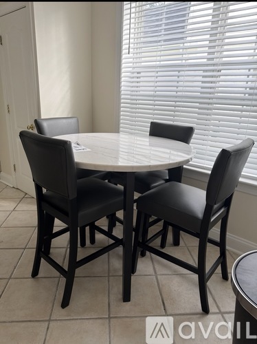 9410 52nd Avenue 1 Apartment for Rent - Photo gallery 4