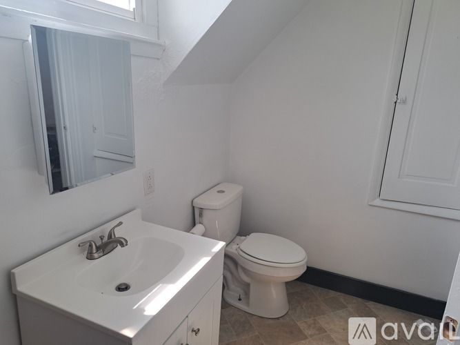 618 E 16th Ave 5 Beds Single Family Home for Rent - Photo gallery 3