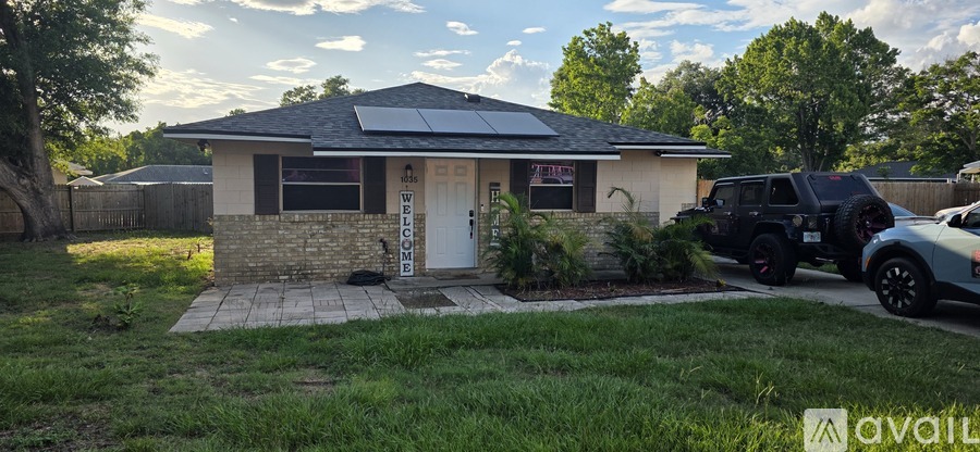 1035 Mulberry Lane 4 Beds Single Family Home for Rent - Photo gallery 2