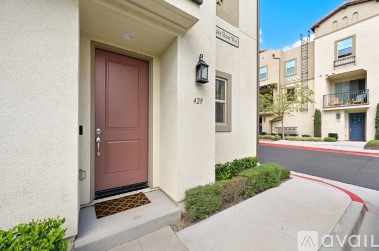429 Lake Shore Way 3 Beds Townhouse for Rent - Photo gallery 5