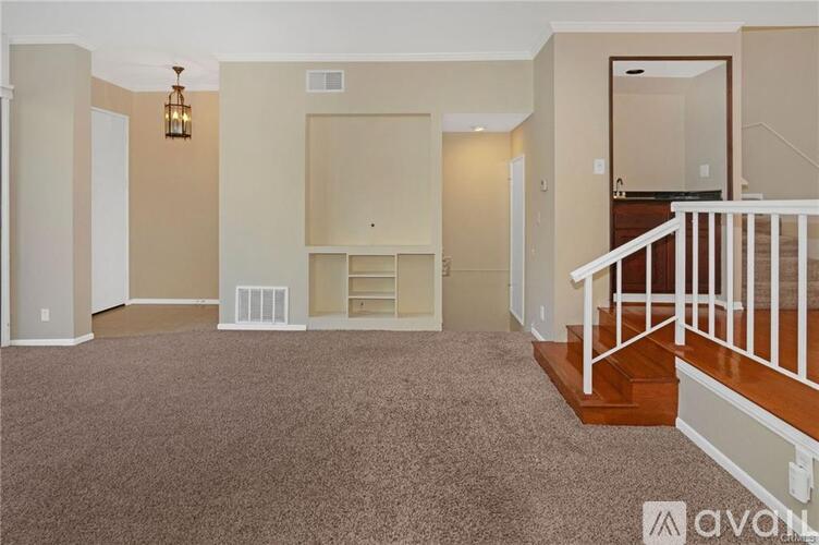 21800 Marylee St 3 Beds Townhouse for Rent - Photo gallery 2