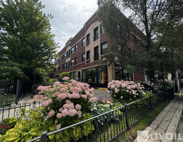 7363 N Greenview Ave 2 Beds Apartment for Rent - Photo gallery 3