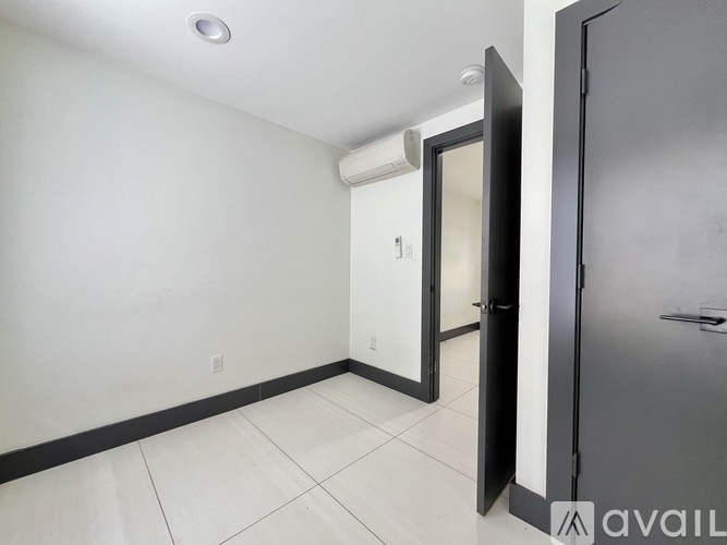 1614 Harrison St 1 Apartment for Rent - Photo gallery 4