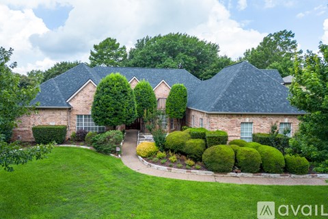 360 Highland Oaks Circle 4 Beds Apartment for Rent