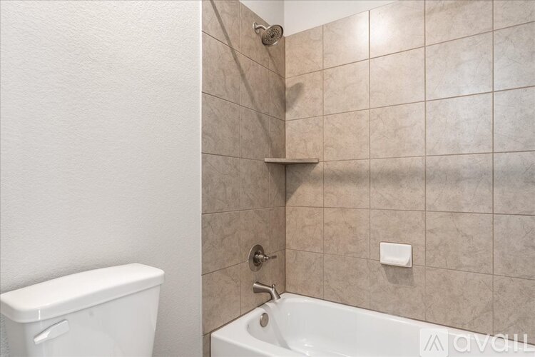 108 Strata Drive 3 Beds Single Family Home for Rent - Photo gallery 4