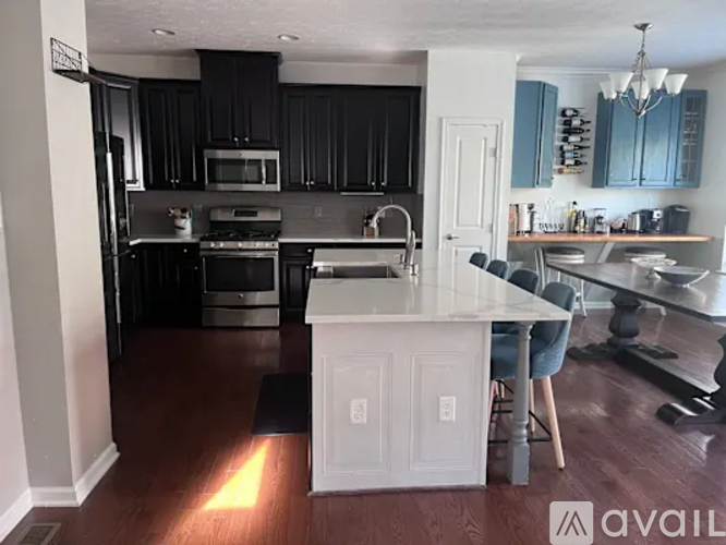 784 Village Club Drive 4 Beds Single Family Home for Rent - Photo gallery 2