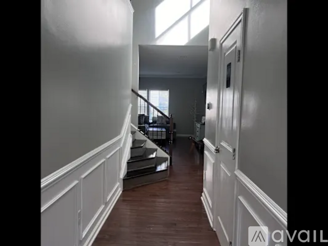 784 Village Club Drive 4 Beds Single Family Home for Rent - Photo gallery 3