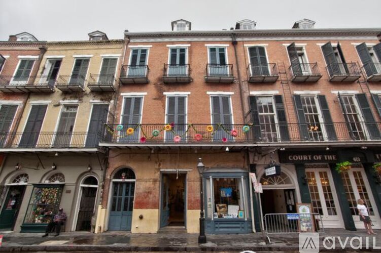 609 Royal St 1 Apartment for Rent - Photo gallery 1