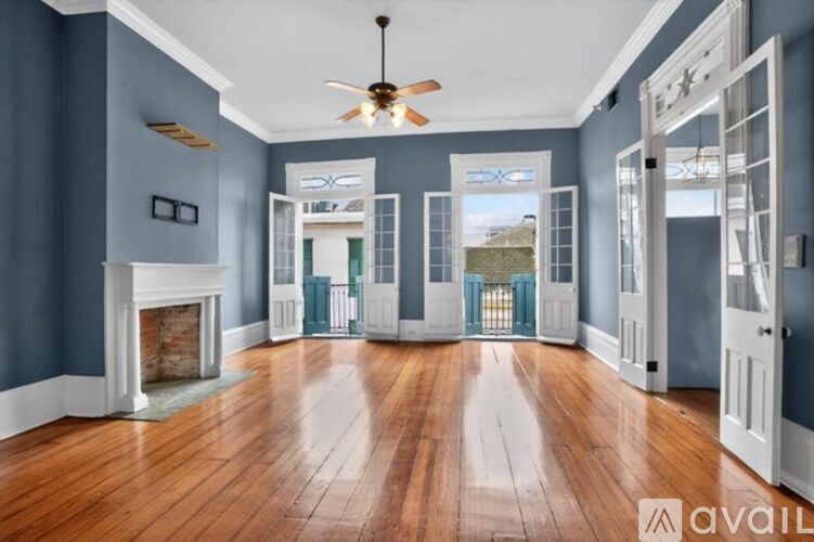 609 Royal St 1 Apartment for Rent - Photo gallery 2