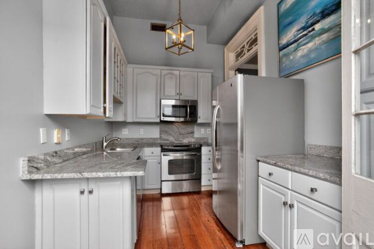 609 Royal St 1 Apartment for Rent - Photo gallery 5