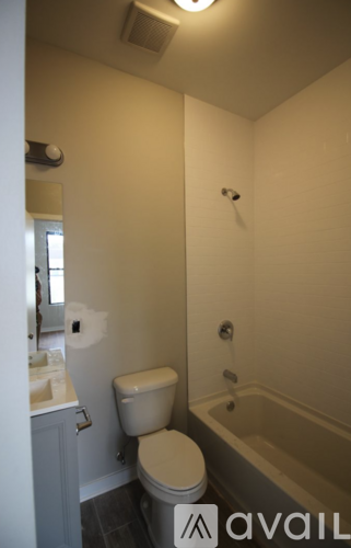 4208 N Milwaukee Ave 1 Apartment for Rent - Photo gallery 4