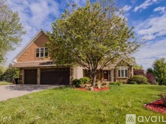 23684 Birch Rd 5 Beds Single Family Home for Rent - Photo gallery 1