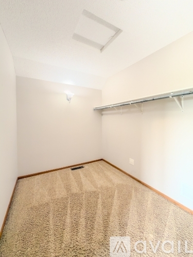 23684 Birch Rd 5 Beds Single Family Home for Rent - Photo gallery 5
