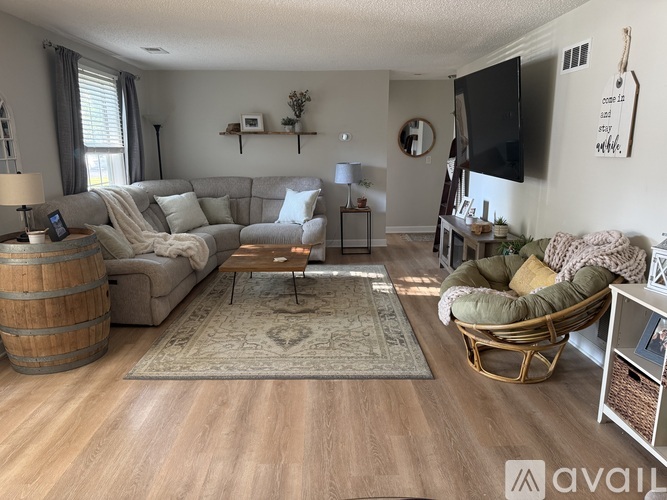 17 Augusta Court 2 Beds Condo for Rent - Photo gallery 3