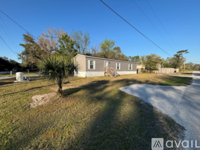 13015 Midvale Avenue 2 Beds Single Family Home for Rent - Photo gallery 3