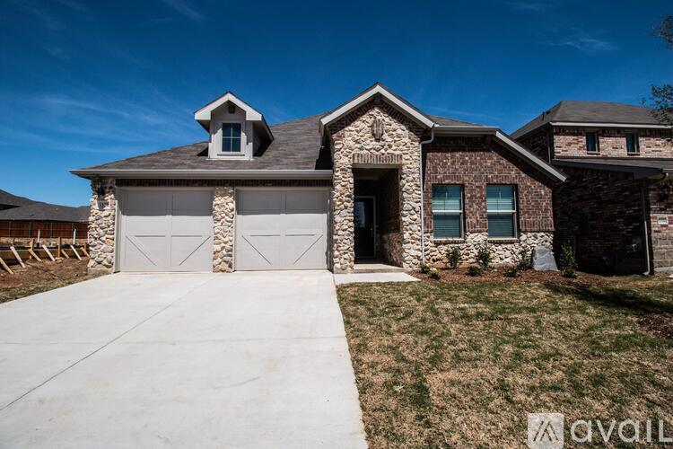 3320 Kingsdown Dr 4 Beds Single Family Home for Rent - Photo gallery 1