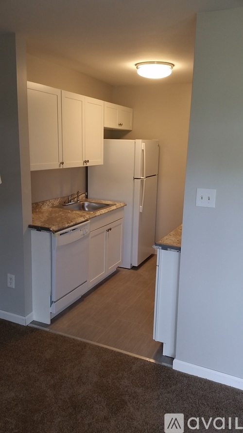 2 Fortune Road West 1 Condo for Rent - Photo gallery 1